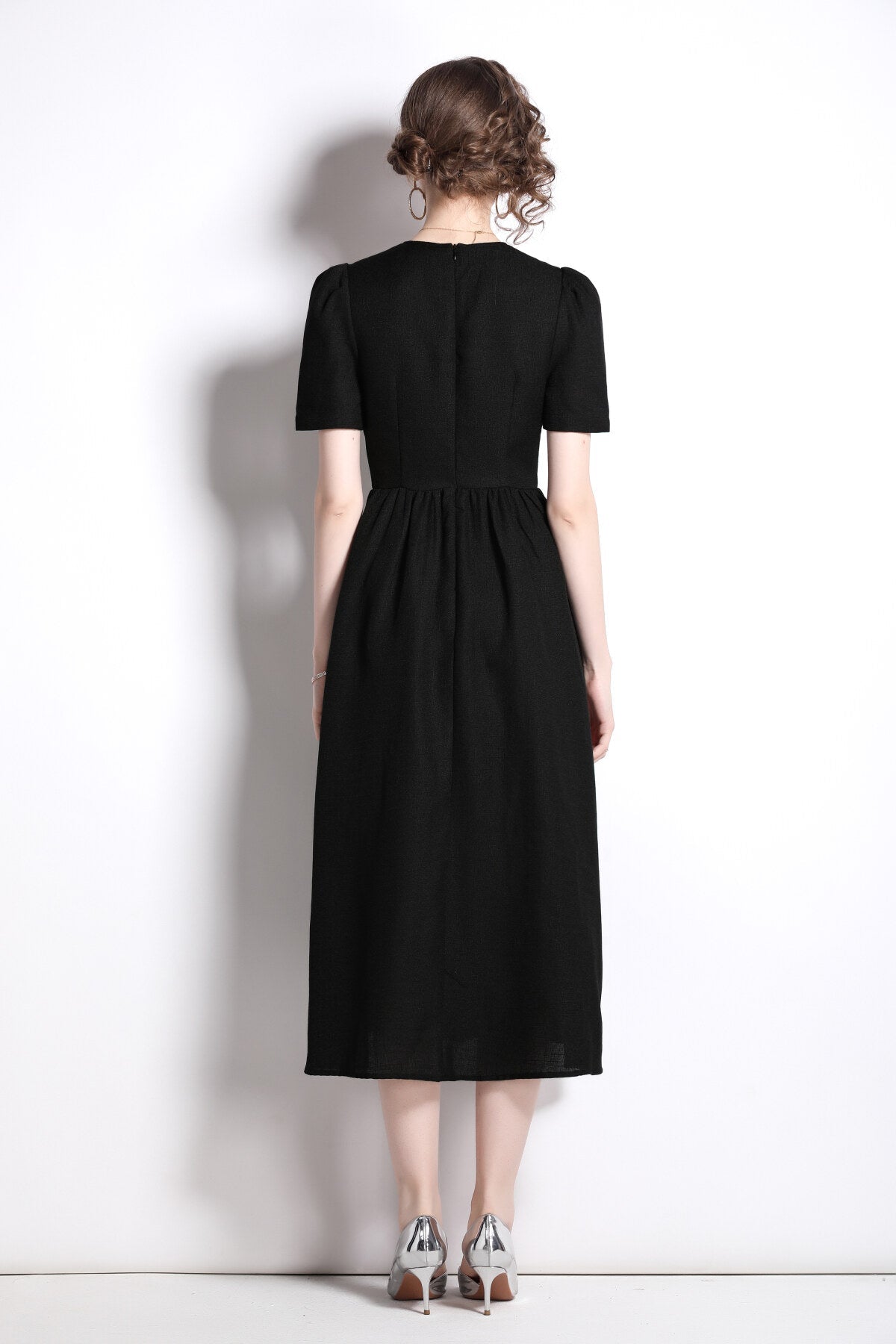 Everyday Elegant Black Dress-3