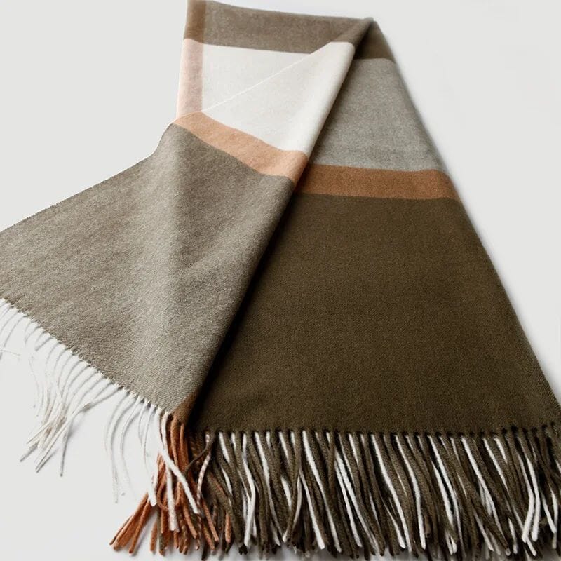 Lyxig Lammullsfilt med Fransar – Perfekt för Hem, Resor & Mysiga Stunder