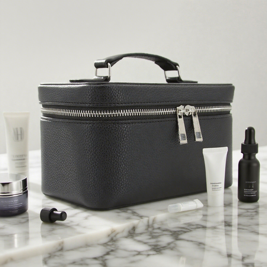 Necessär i läderlook