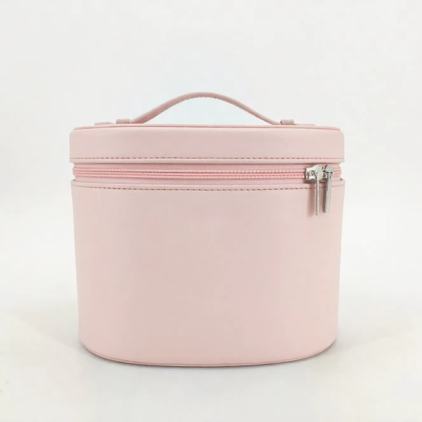 Necessär i läderlook