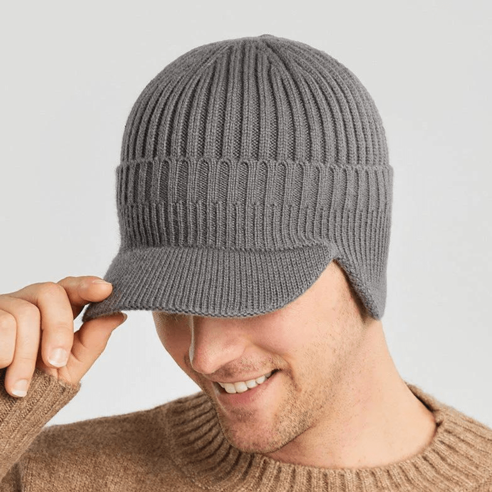 Stickad Mössa med Öronlappar - Öronlappsmössa