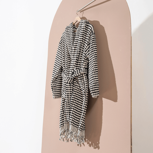 Svart morgonrock - Pom pom