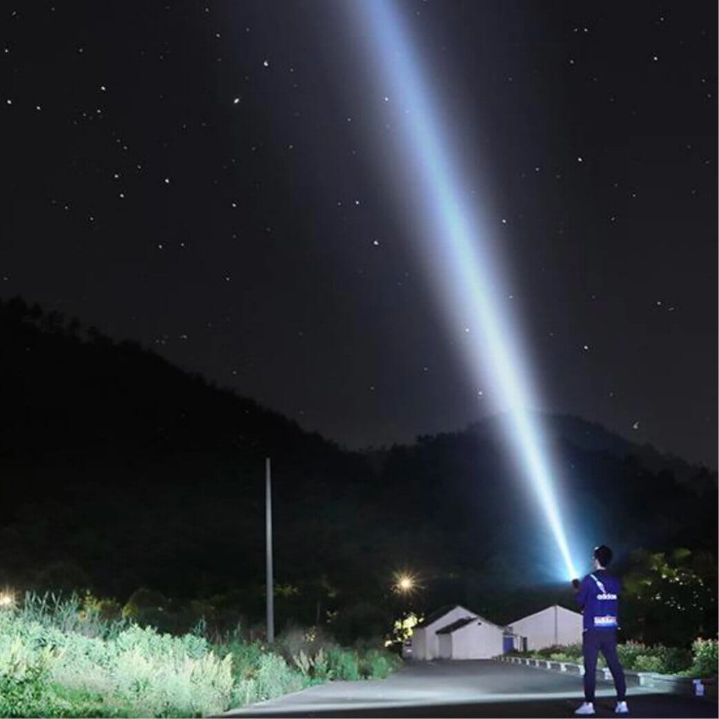 Ultra Vision Pro™ - Ficklampa