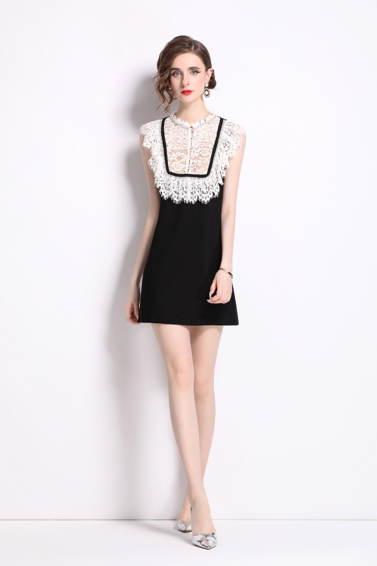 Vintage Lace Bib Collar Little Black Dress-2