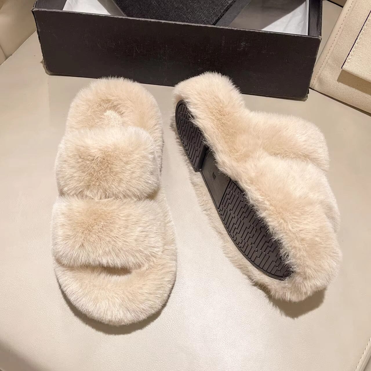 Winter Fluffy Slippers - Fluffiga varma tofflor med sula, Mysiga Tofflor för Vinterkvällar