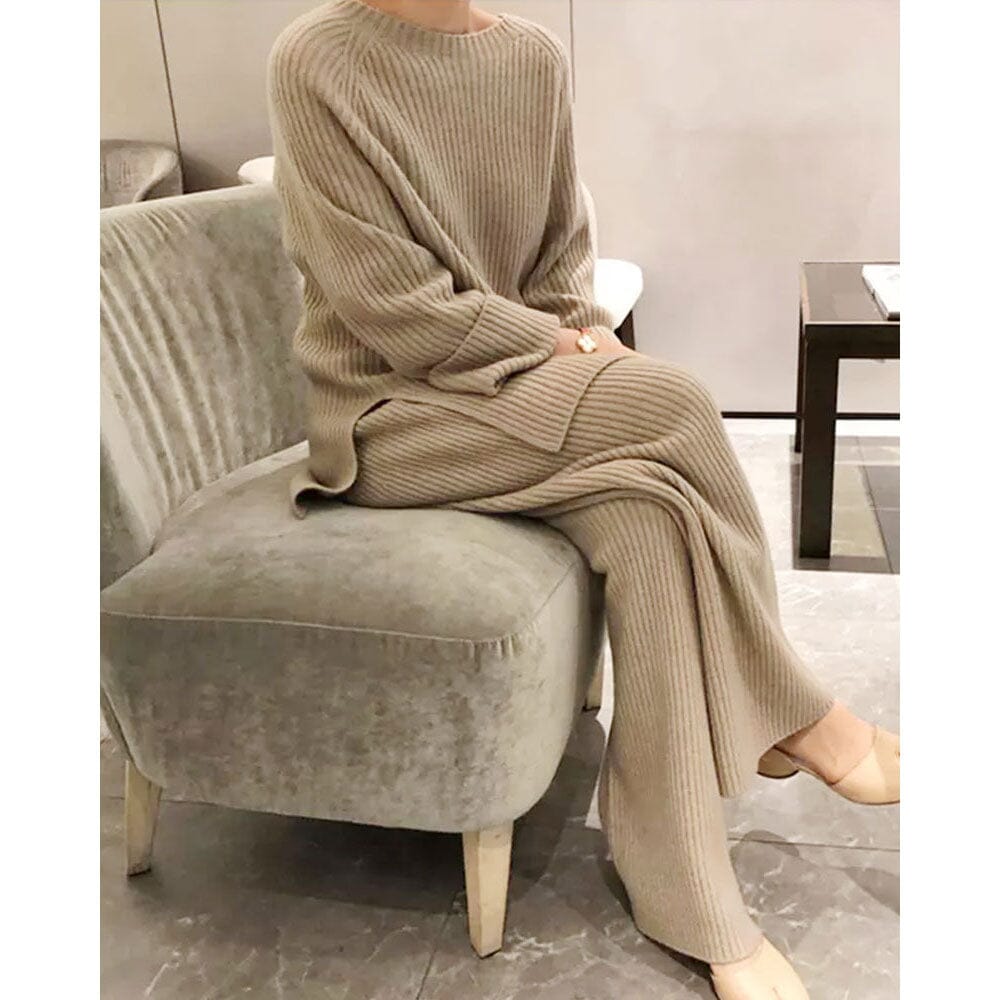 Stickad Set – Mysig Topp & Byxor för Hemma & Vardagen